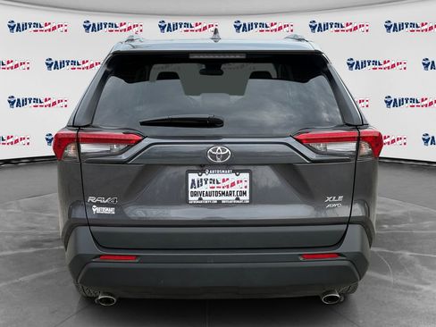 Used 2025 Toyota RAV4 XLE AWD/4WD image 6