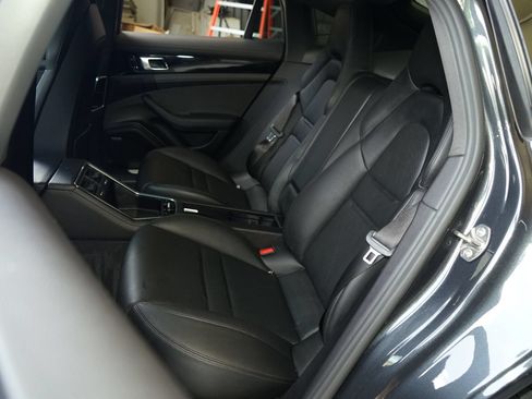 Used 2018 Porsche Panamera 4S AWD/4WD image 13