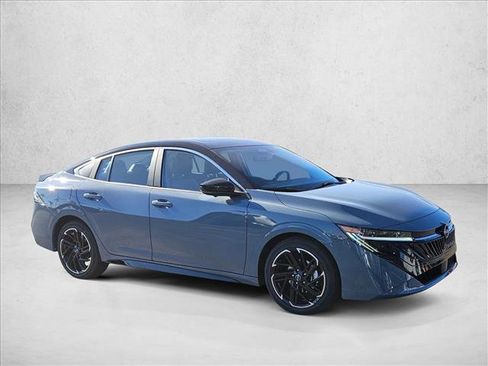 New 2026 Nissan Sentra SR w/ SR Premium Package image 4