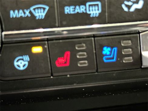 Used 2022 Ford F150 Lariat w/ Equipment Group 502A High image 19