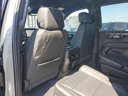 New 2026 Chevrolet Tahoe Premier image 16