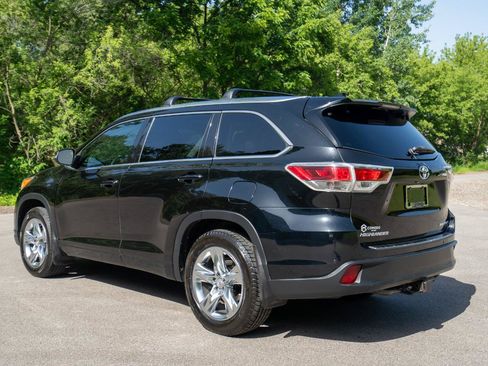 Used 2015 Toyota Highlander Limited AWD/4WD image 6