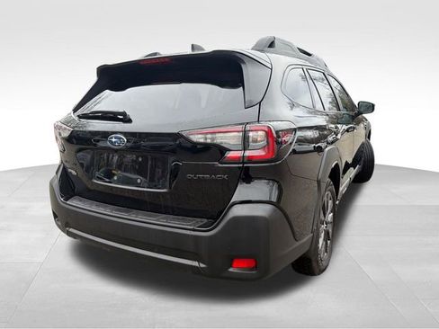 Used 2025 Subaru Outback Onyx Edition w/ Popular Package #2 image 14
