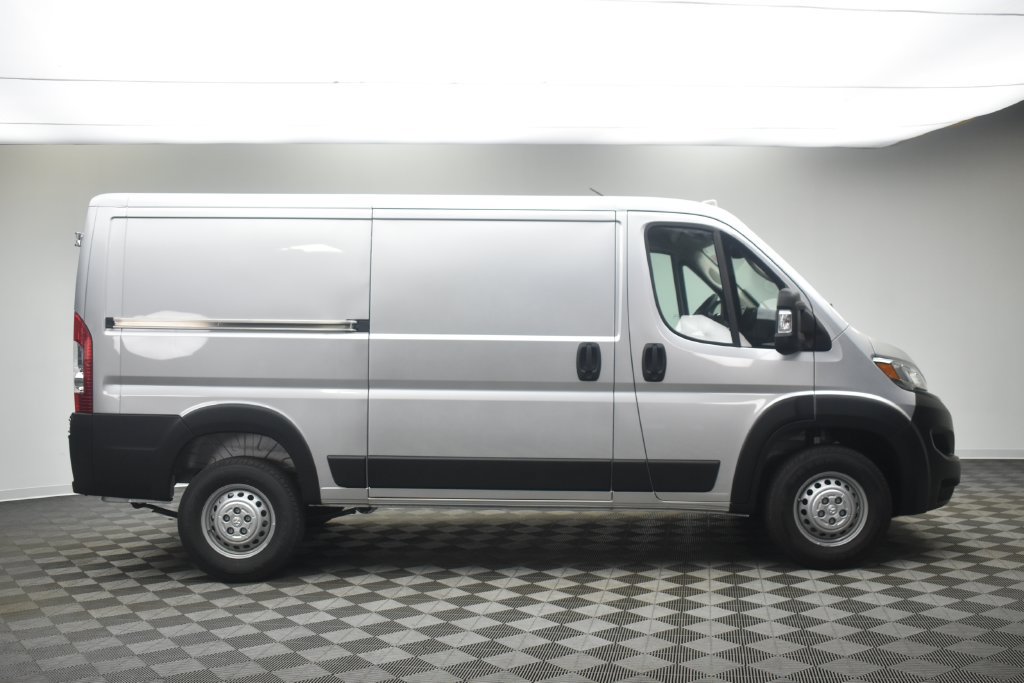 New 2026 RAM ProMaster 1500 w/ Cold Weather Group FWD image 4