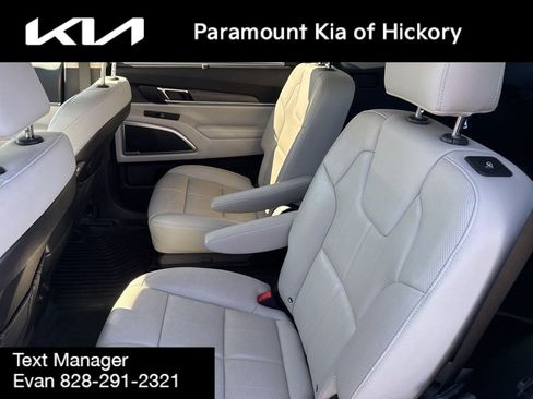Used 2022 Kia Telluride EX w/ EX Premium Package image 14