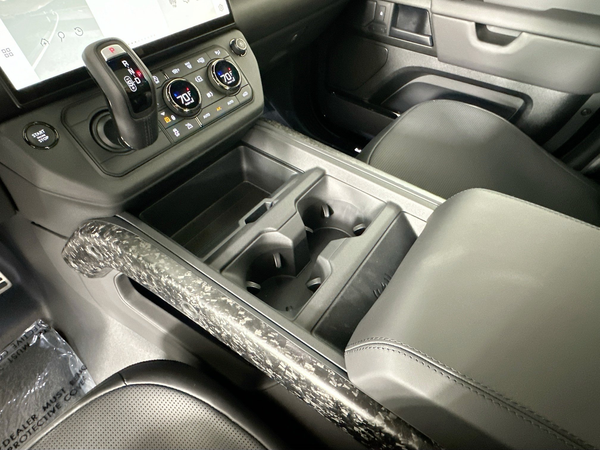 New 2026 Land Rover Defender 110 OCTA AWD/4WD image 13