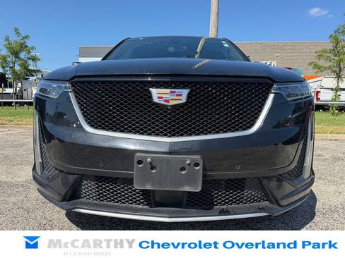 Used 2022 Cadillac XT6 Sport w/ Platinum Package AWD/4WD image 8