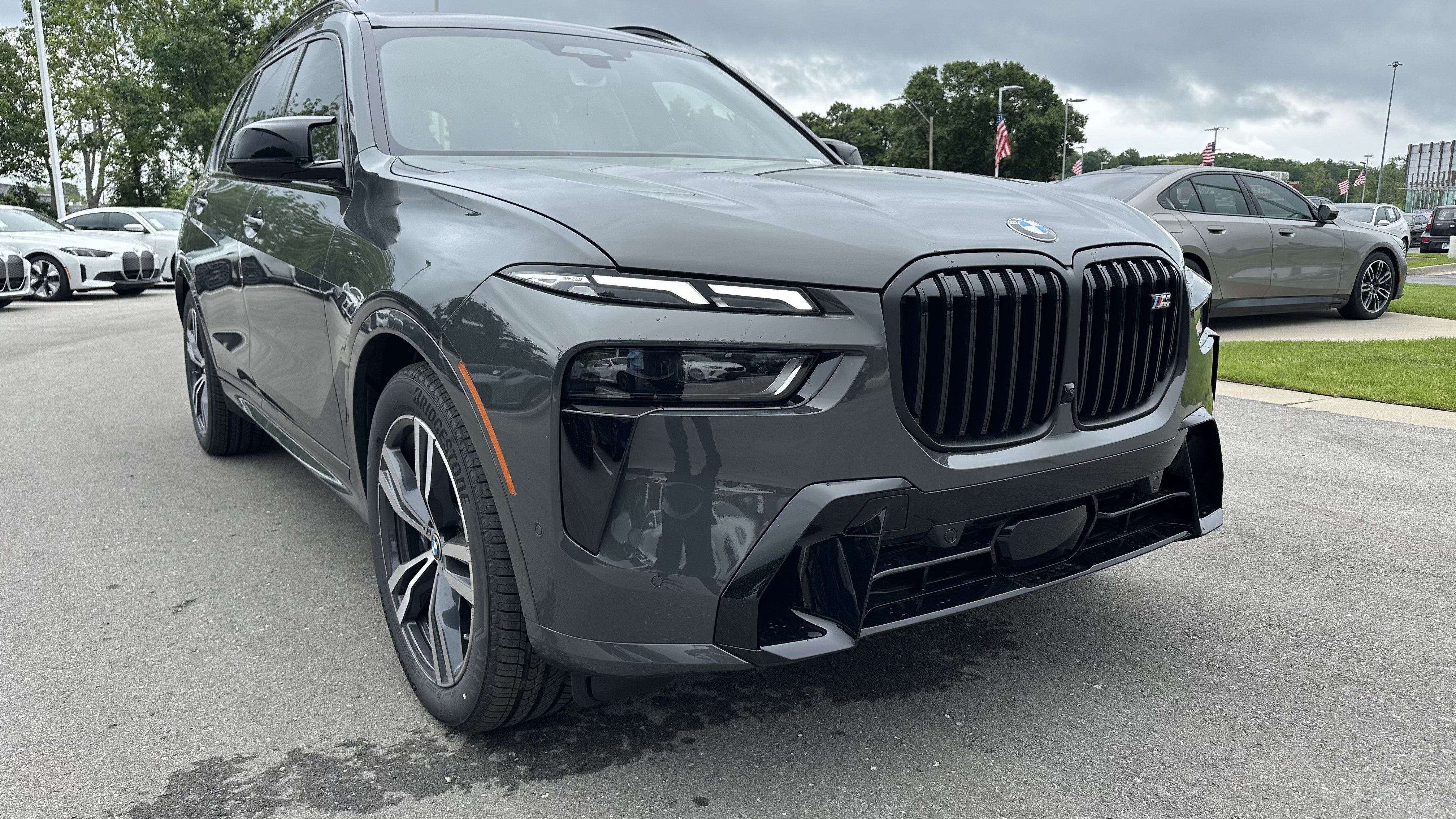 Certified 2026 BMW X7 M60i AWD/4WD image 2