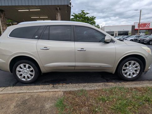 Used 2014 Buick Enclave Premium w/ Trailering Provision Package FWD image 8