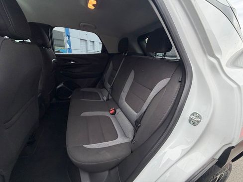 Used 2025 Chevrolet TrailBlazer LT FWD image 10