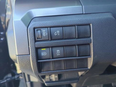 Used 2026 Toyota Tacoma SR5 AWD/4WD image 11