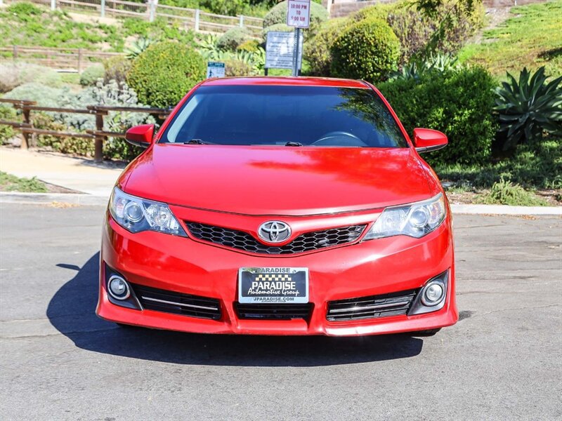 Used 2014 Toyota Camry SE FWD image 5