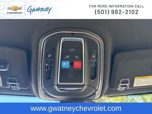 Used 2024 Jeep Grand Cherokee L Limited w/ Black Appearance Package image 23