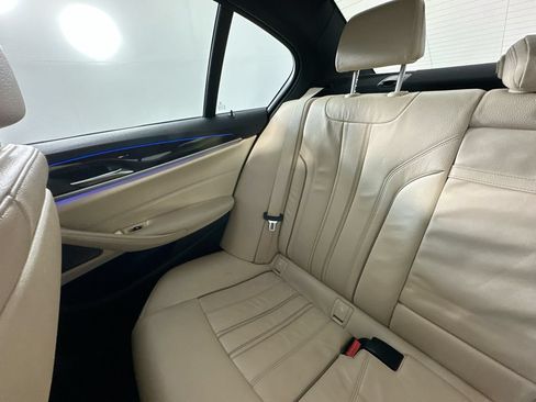 Used 2017 BMW 540i xDrive AWD/4WD image 12