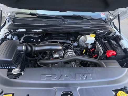 Used 2021 RAM 1500 Laramie AWD/4WD image 18
