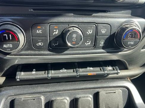 Used 2015 Chevrolet Silverado 1500 LTZ w/ Texas Edition, 1LZ Trim AWD/4WD image 16