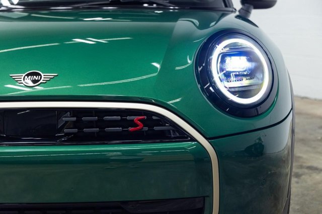 Certified 2026 MINI Cooper S FWD image 8
