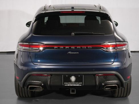 Used 2022 Porsche Macan AWD/4WD image 13