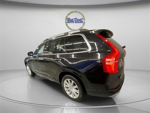 Used 2016 Volvo XC90 T6 Momentum image 3
