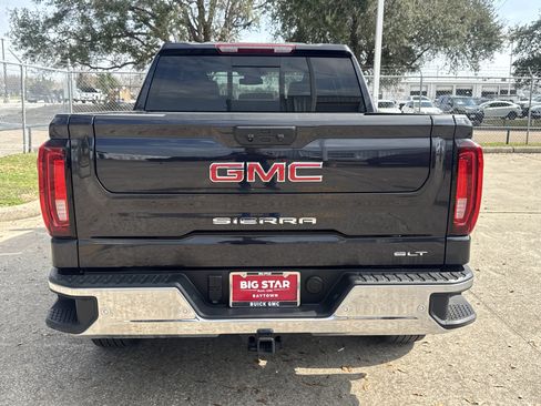 Used 2026 GMC Sierra 1500 SLT image 9