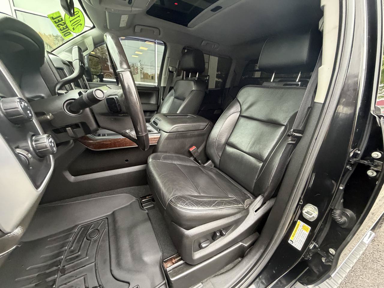 Used 2019 GMC Sierra 2500 SLT w/ Duramax Plus Package AWD/4WD image 33