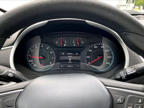 Used 2024 Chevrolet Malibu LT FWD image 11