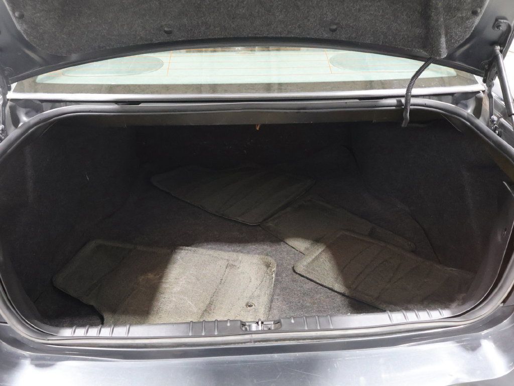 Used 2013 Chevrolet Impala LT FWD image 4