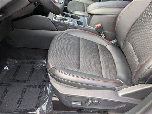 New 2025 Ford Escape ST-Line w/ Tech Pack #1 image 4