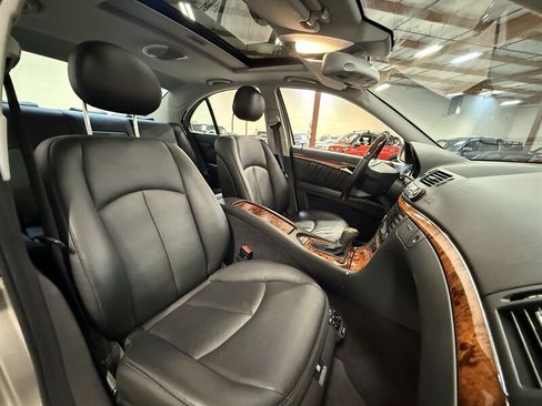 Used 2006 Mercedes-Benz E 350 4MATIC Sedan image 13