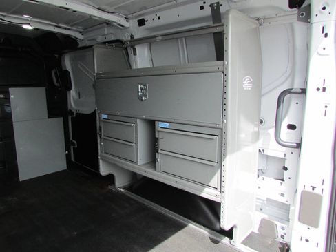 Used 2023 Ford Transit 250 Low Roof RWD image 25