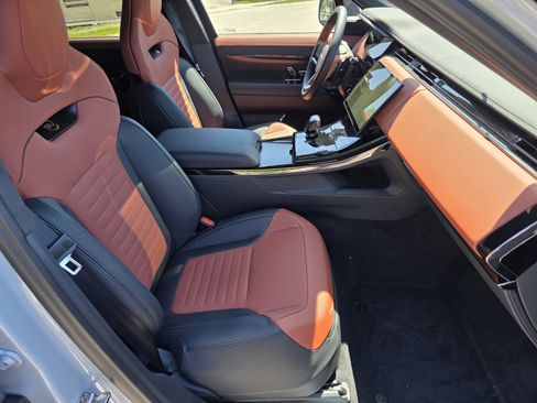 New 2026 Land Rover Range Rover Sport SV Carbon AWD/4WD image 3