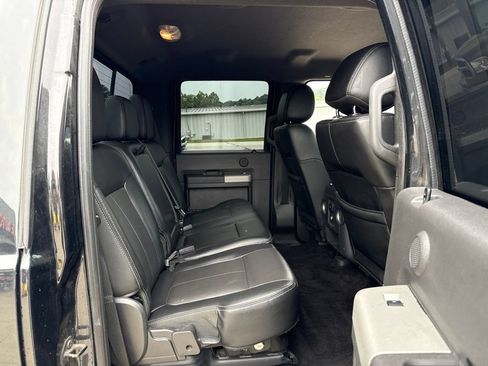 Used 2015 Ford F350 Lariat w/ Lariat Interior Package AWD/4WD image 10