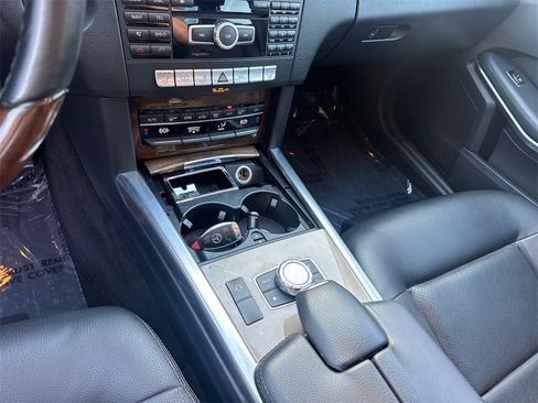 Used 2014 Mercedes-Benz E 350 Sedan image 30