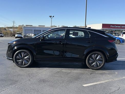 Certified 2023 Nissan Ariya FWD image 2