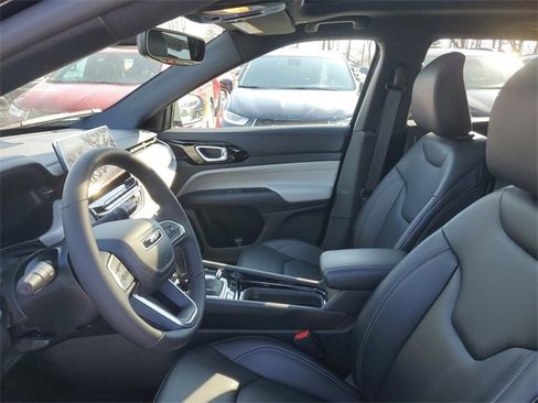 New 2026 Jeep Compass Limited w/ Sun, Sound & Navigation Group image 18