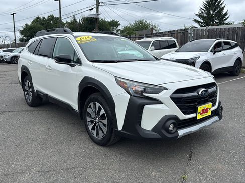 Certified 2024 Subaru Outback Limited AWD/4WD image 4