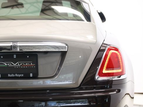 Used 2014 Rolls-Royce Wraith RWD image 75