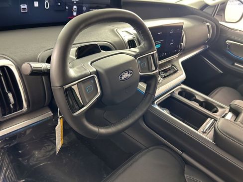 New 2026 Ford Expedition Max Platinum w/ Driver's Package image 14