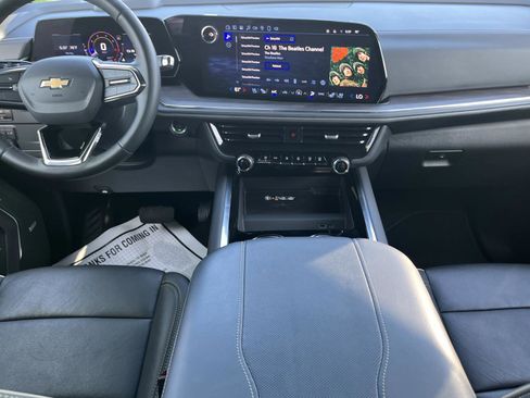 Used 2025 Chevrolet Tahoe Premier image 16