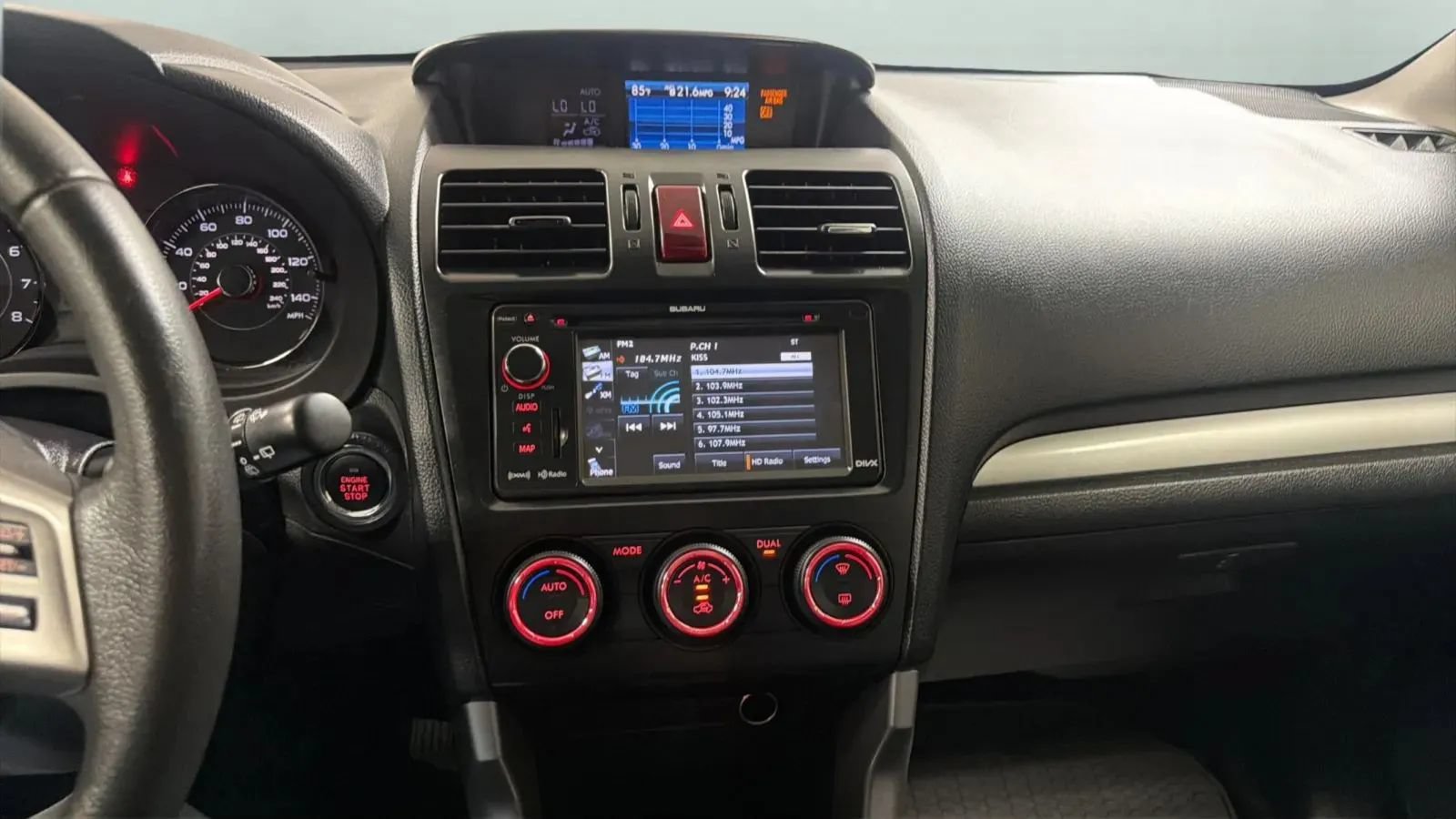 Used 2015 Subaru Forester 2.5i Touring w/ Eyesight & Navigation System AWD/4WD image 13