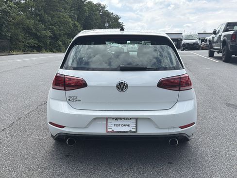 Used 2018 Volkswagen GTI SE FWD image 7