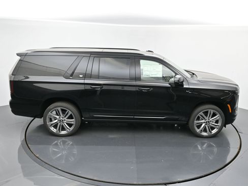 New 2026 Cadillac Escalade ESV Platinum Sport image 28