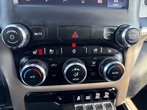 Used 2022 RAM 1500 Laramie image 40