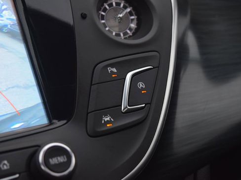 Used 2019 Buick Envision Premium image 29