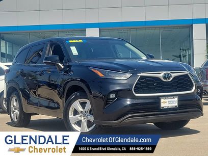 Used 2024 Toyota Highlander LE