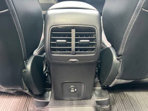 Used 2021 Ford Escape SEL w/ SEL Stealth AWD Package image 18