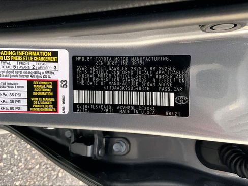 Used 2025 Toyota Camry SE image 30