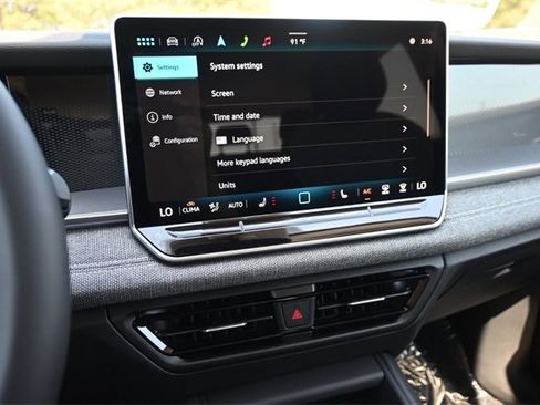 New 2025 Volkswagen Tiguan S image 12