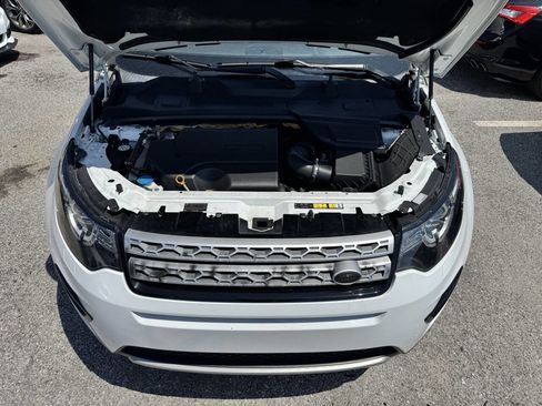 Used 2018 Land Rover Discovery Sport HSE image 8