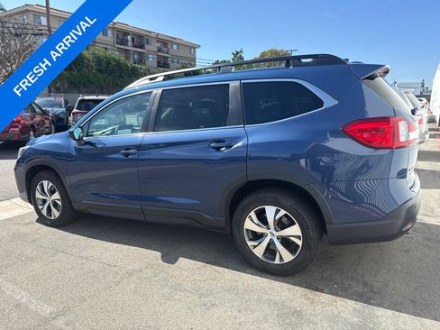 Certified 2022 Subaru Ascent Premium w/ Convenience Package AWD/4WD image 3